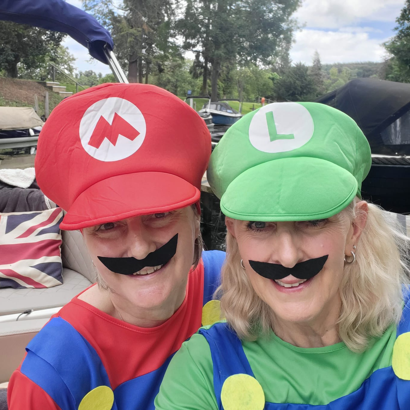 Mario & Luigi